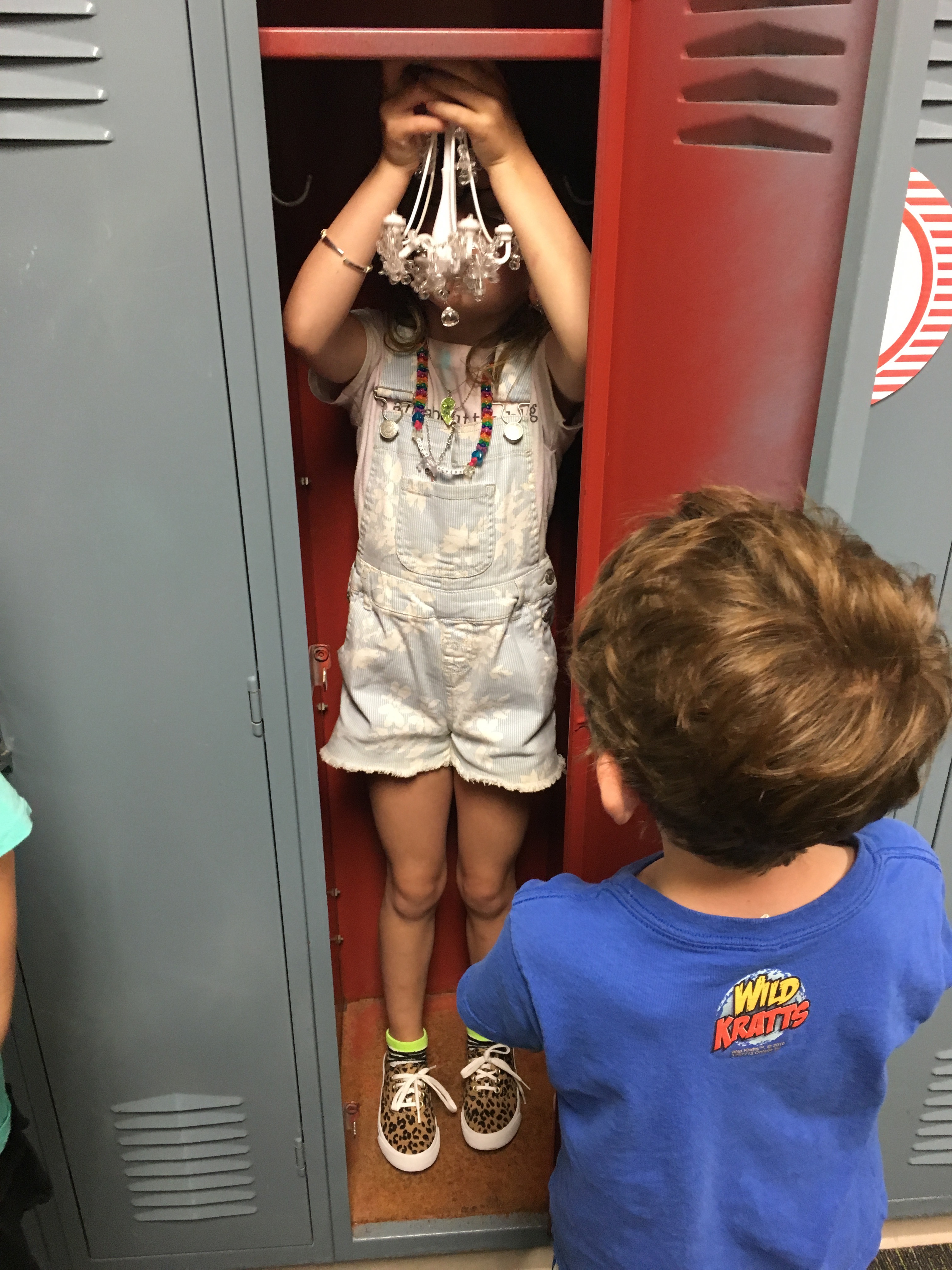 How To Decorate Your Kid S Locker Cheaply
